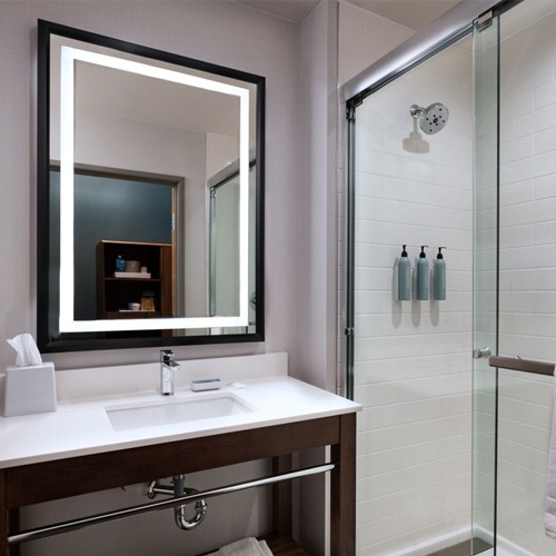 Glass and mirror bath vanities Four Points by Marriott