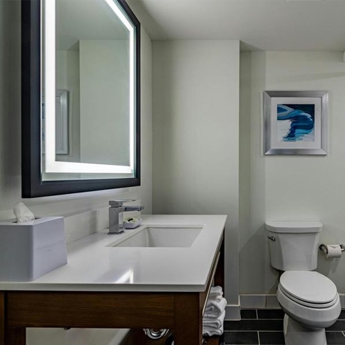 Glass and mirror bath vanities Four Points by Marriott