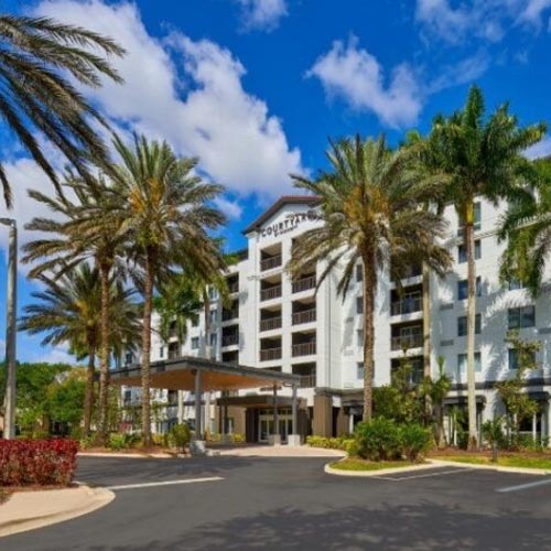 Leading Hotel Management Companies in Canada
