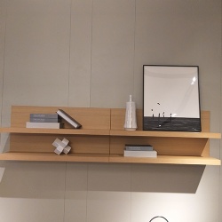 Floating wooden art shelf