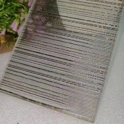 Architectural decorative laminating glass