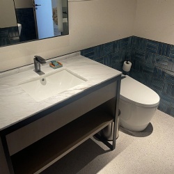 Bath vanities with Volakas White marble surface for Sheraton hotel in China