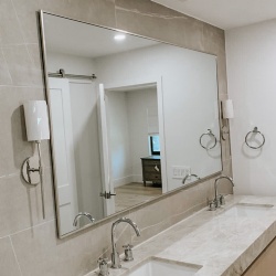 Bathroom mirror with high definition mirror glass and metal frame