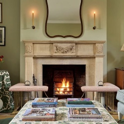 Custom Marble Fireplace Mantels for Luxury Interior Designers