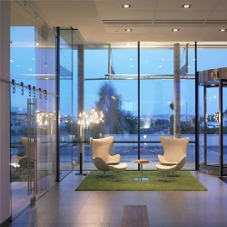 Frameless Interior Glass Wall for Hotel Lobby Partition