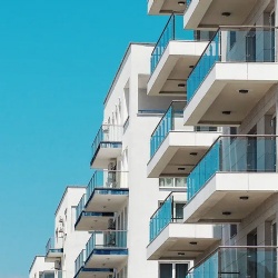 Glass Balustrade for Hotel Guestroom Balcony