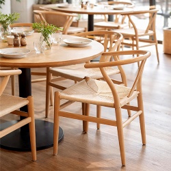 Hans Wegner Style Danish Design Wishbone Dining Chair