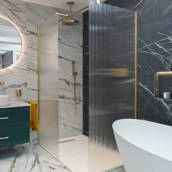 Luxury Bathroom Glass Partition with Textured Glass