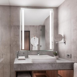 Vanity LED Lighting Mirror and Makeup Mirror in hotel Westin Brisbane